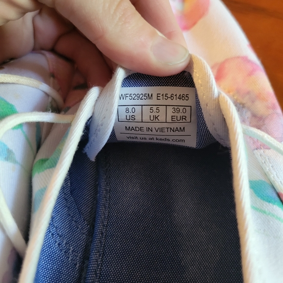 Like New Taylor Swift Keds - Picture 5 of 5